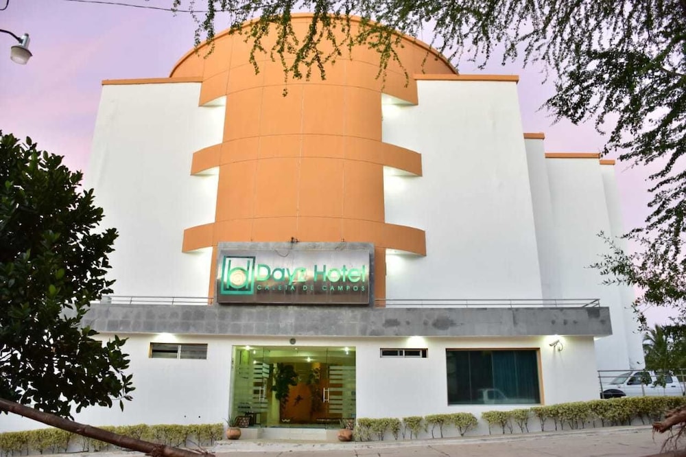 Dayz Hotel Caleta De Campos in Lazaro Cardenas, Mexico