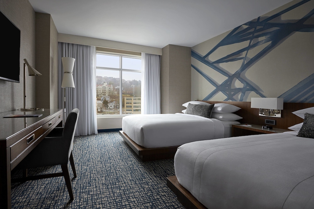 Ithaca Marriott Downtown on the Commons - photo 5
