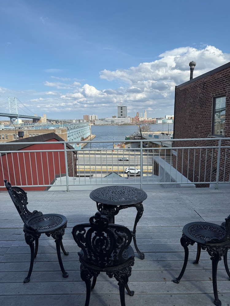 Penn's View Hotel - photo 63