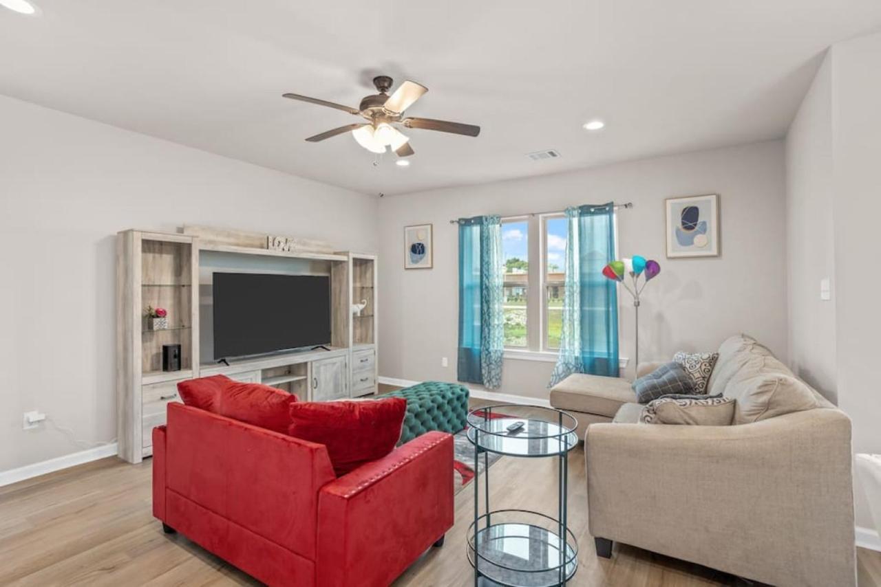 Oasis of Relaxation next to LSU perfect for groups in Baton Rouge, United States