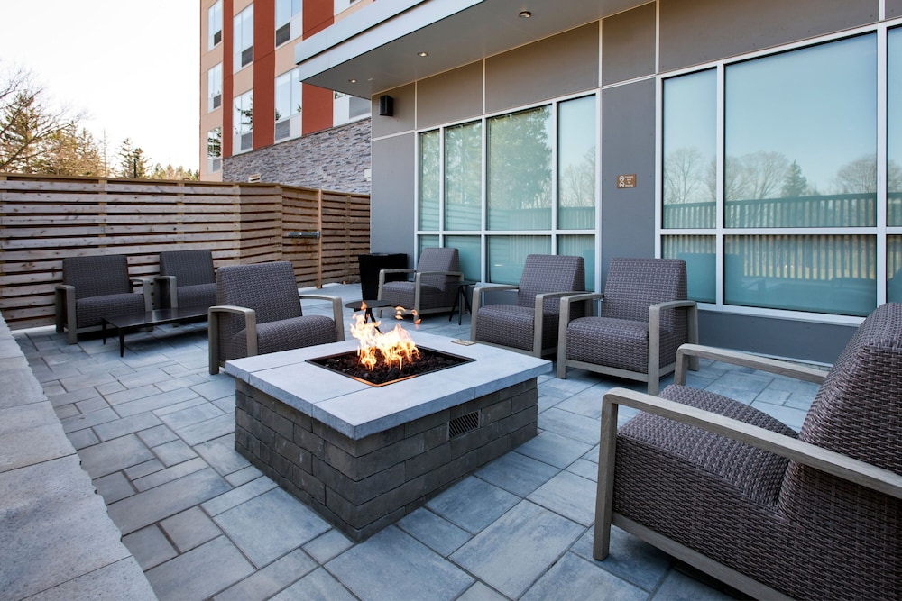 Four Points by Sheraton Albany - photo 32