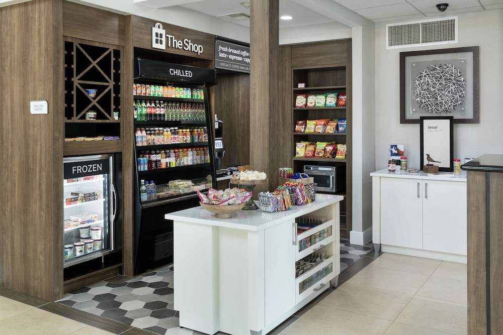 Hilton Garden Inn DFW North Grapevine - photo 35