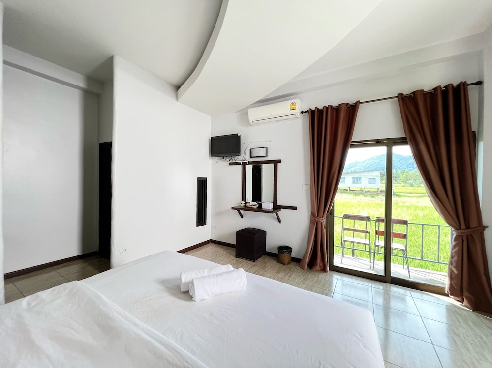 La Panderola - carbon neutral hotel in Benicassim