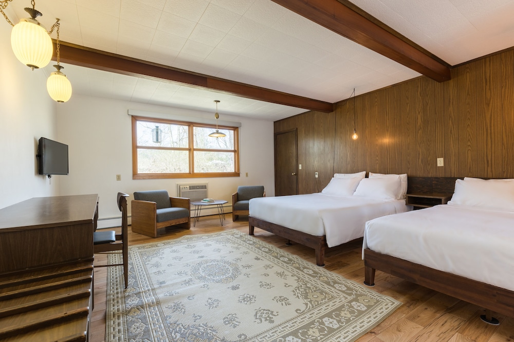 The Grayhaven Motel - photo 11