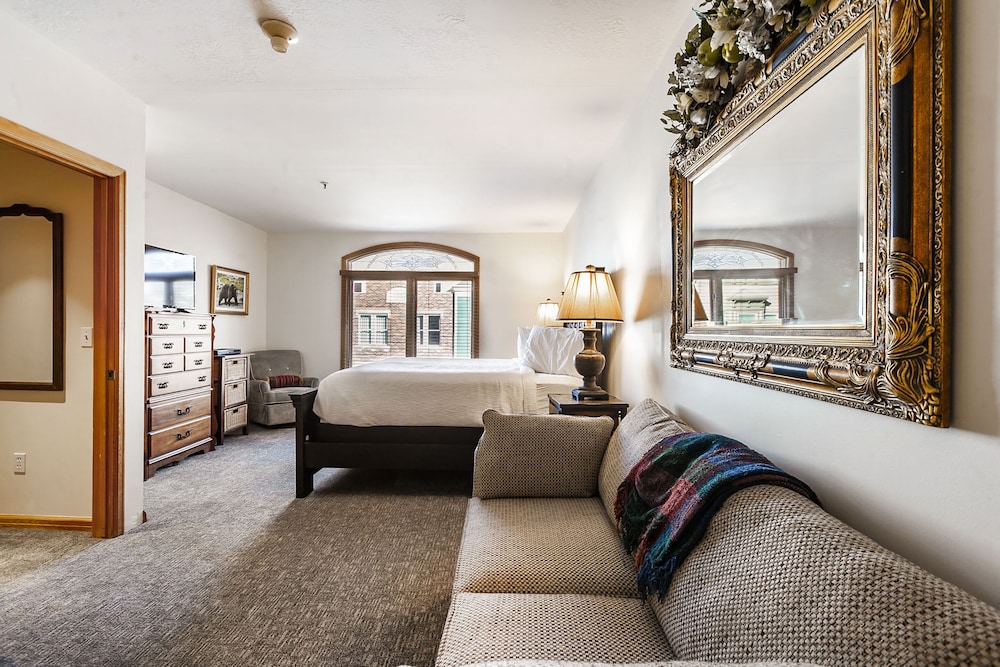 The Caledonian by All Seasons Resort Lodging - photo 48