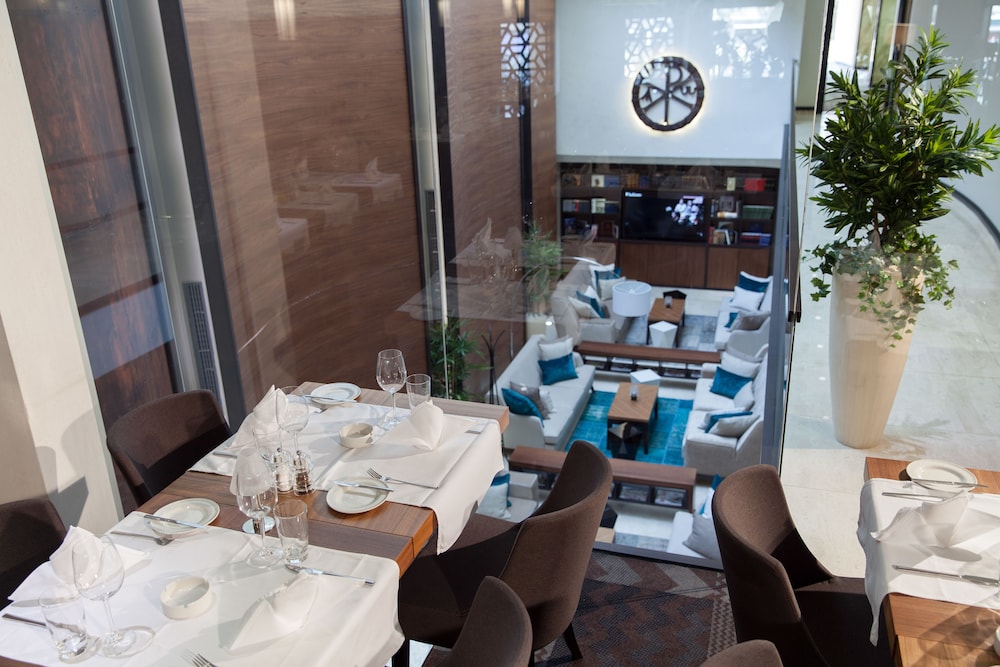 מזון ומשקאות