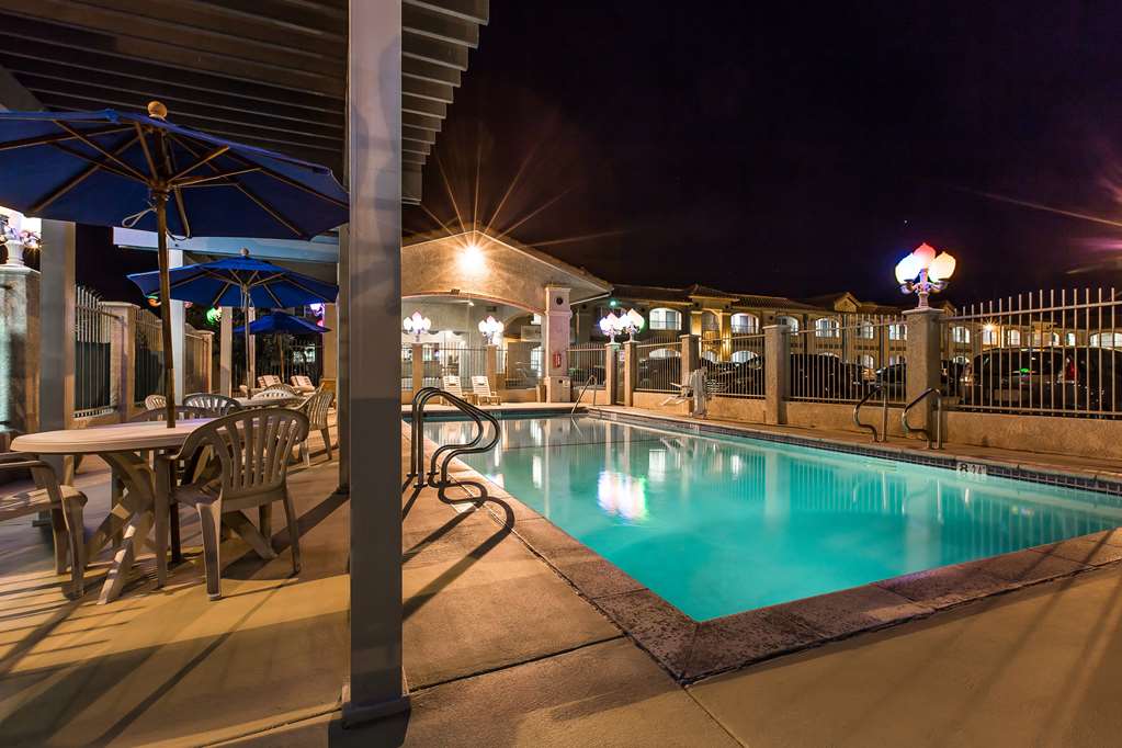 Quality Inn Near China Lake Naval Station - photo 34