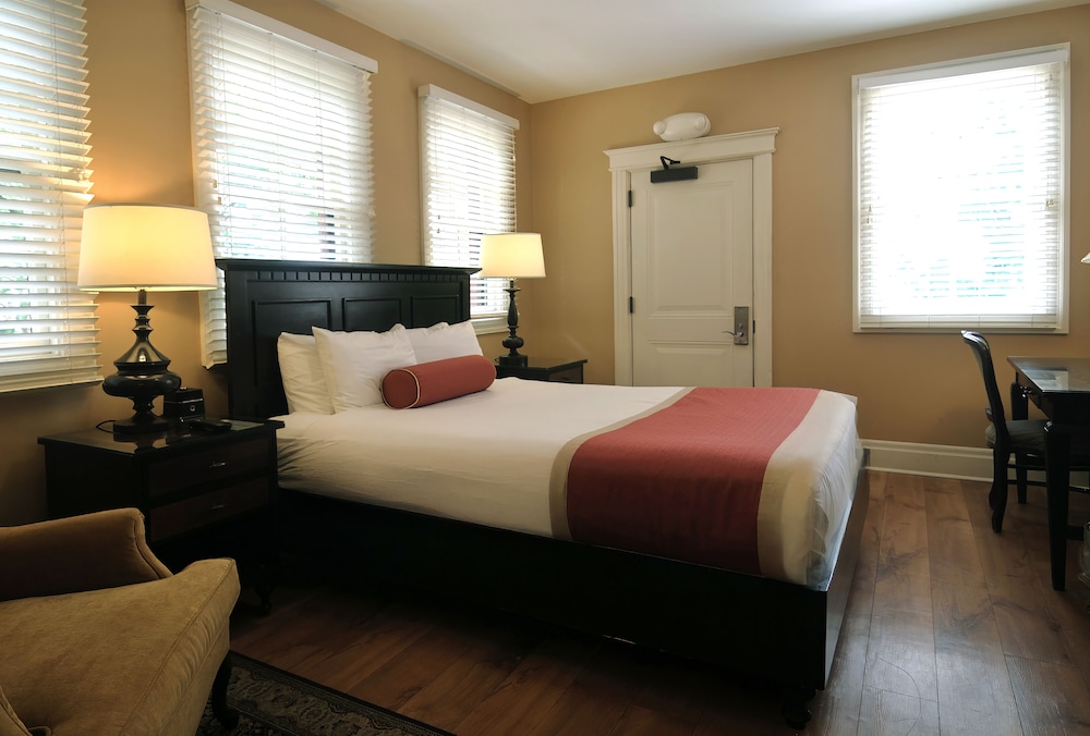 Mansions on Fifth Hotel - photo 31