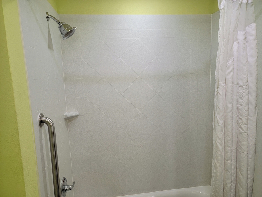 Holiday Inn Garland by IHG - photo 19