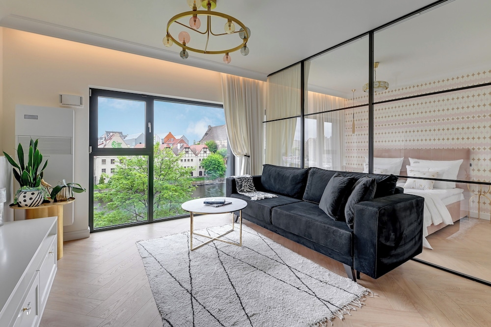 Rezydencja Wintera i Lastadia by Apartmore — 4-Star Luxury Hotel in Gdansk, Poland
