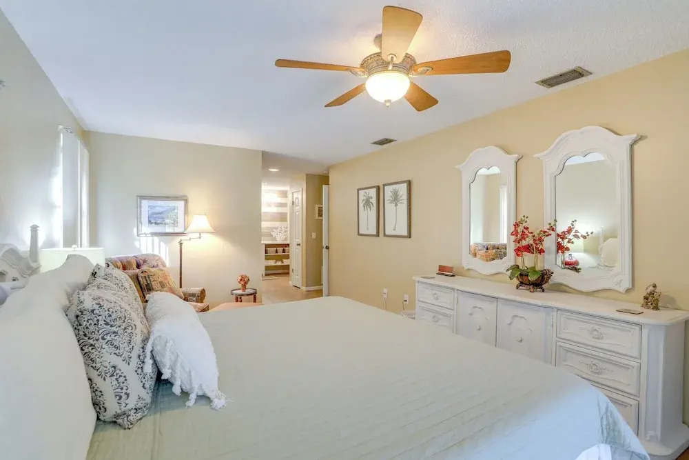 3 Mi to Beach Prime Largo Home with Pool — 4-Star Luxury Hotel in Largo, United States