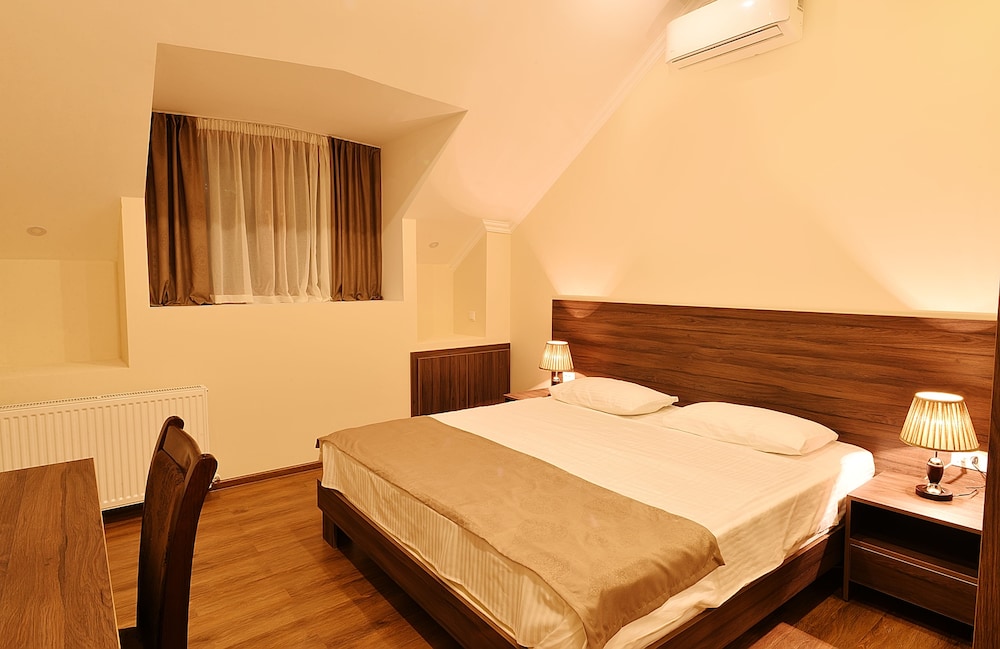 Mgk Hotel — Tbilisi — photo 5