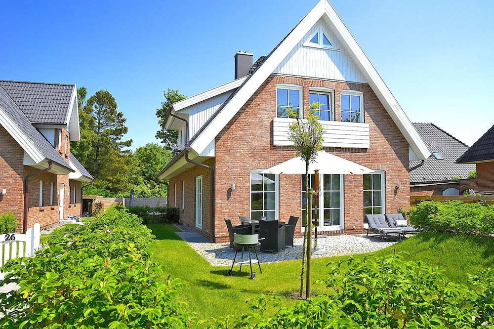 Ferienwohnung in Wyk auf Foehr — 4-Star Luxury Hotel in Wyk Auf Foehr, Germany