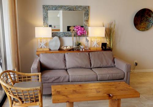 High Level Waikiki Condo Enjoy Ocean Views From Your Private Lanai condo — 4-Star Luxury Hotel in Honolulu, United States