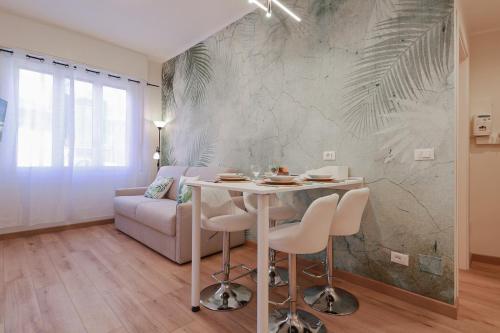 H11 Centodiciotto Centro Sanremo — 4-Star Luxury Hotel in San Remo, Italy