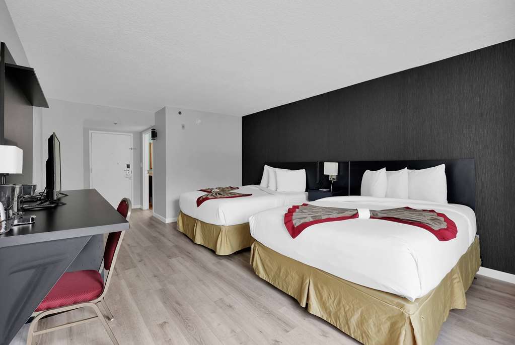 Ramada by Wyndham Jacksonville I 95 by Butler Blvd - photo 51