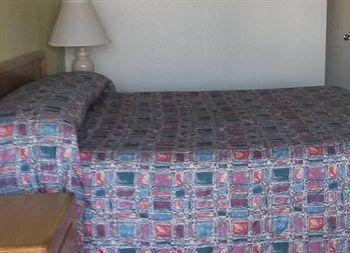 Roseburg Inn - photo 12