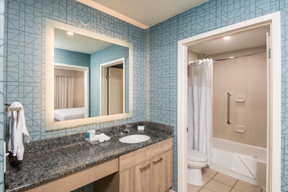 Homewood Suites Miami Airport Blue Lagoon - photo 31