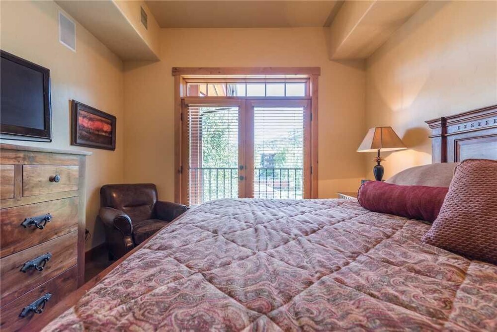 Bear Lodge Trappeur's Crossing Resort - photo 4
