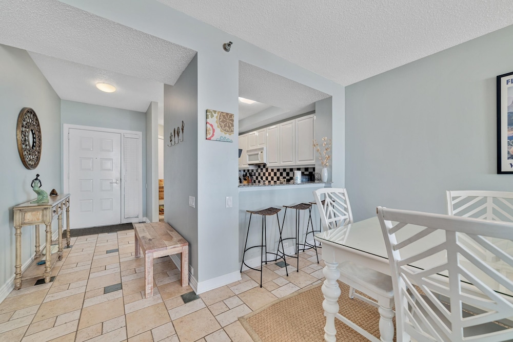 Beach Colony Tower 12B - photo 25