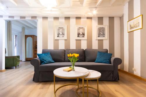 Elegantis Monti Suite Apartment — 4-Star Luxury Hotel in Rome, Italy