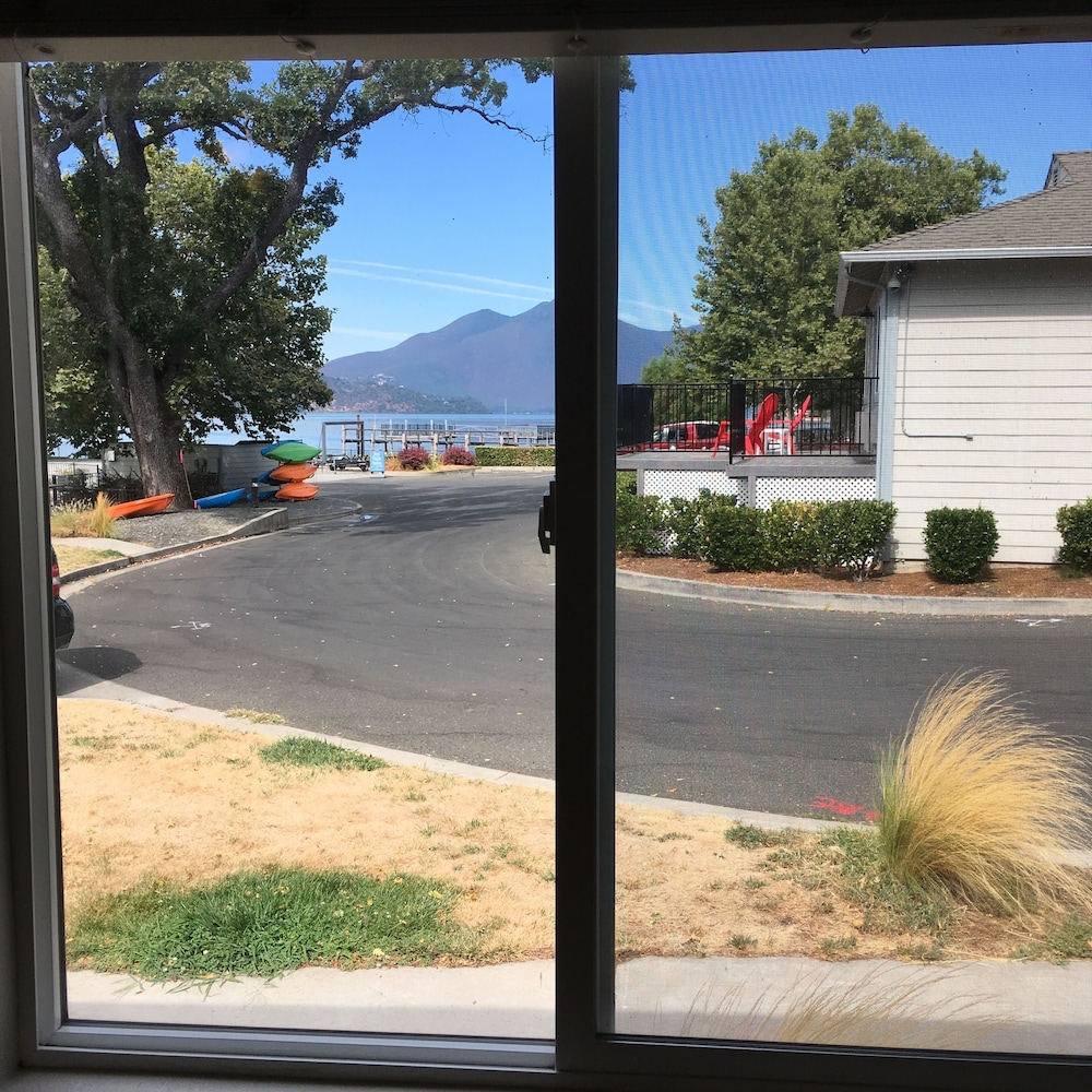 Clear Lake Cottages & Marina - photo 100