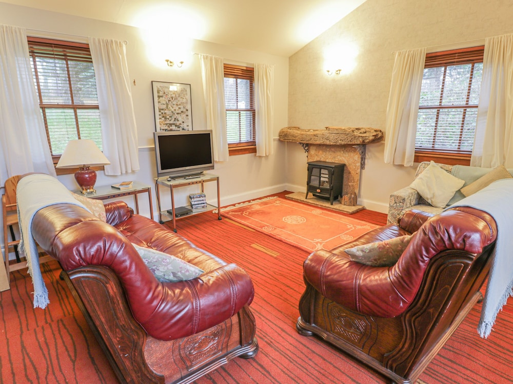 Mercat Cottage 10332679 — Prestonpans
