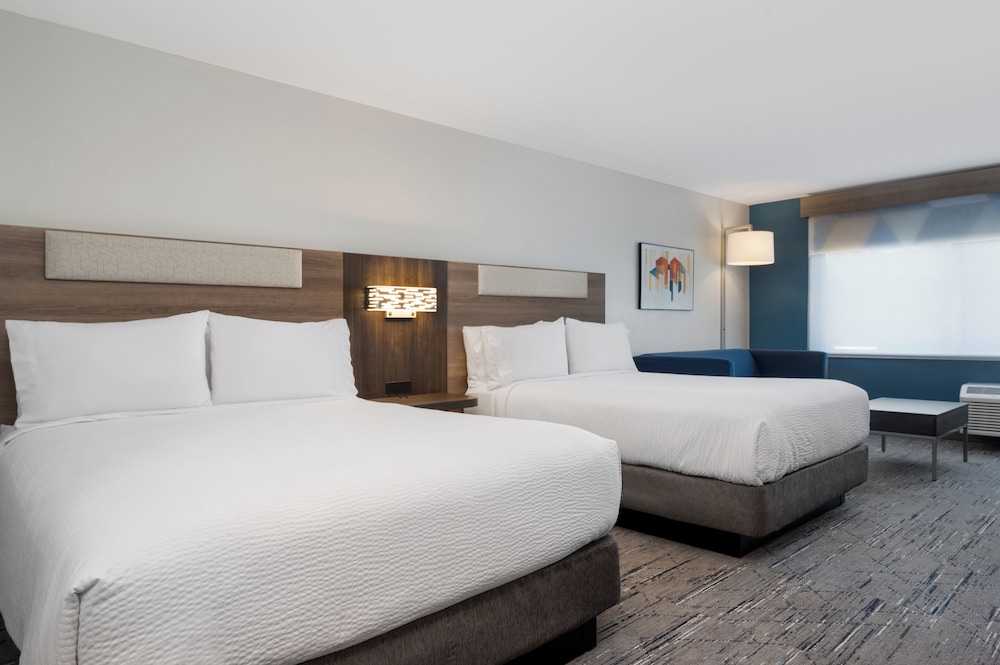 Holiday Inn Express & Suites Stevensville Benton Harbor an IHG Hotel - photo 24
