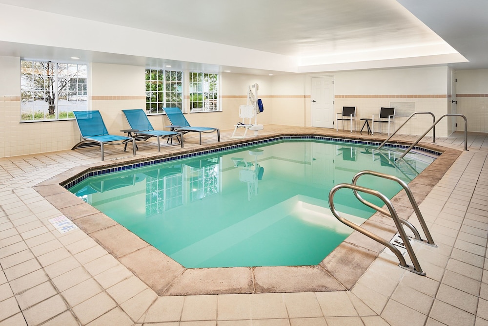 TownePlace Suites Colorado Springs South - photo 37