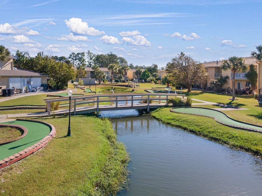 The Turtle Nest Resort Condo w Pool - photo 34