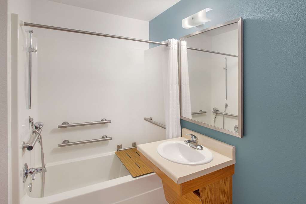 WoodSpring Suites Harlingen - photo 11