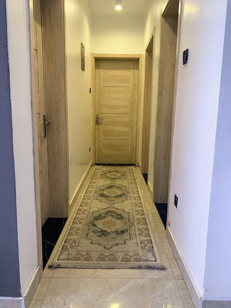 Lux Suites Oasis of Peace Apartments