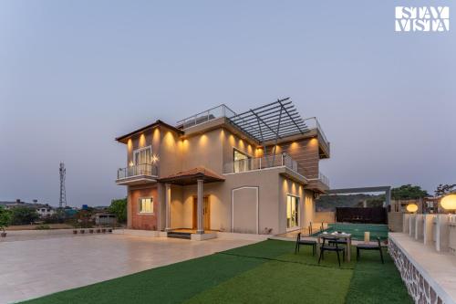 StayVista at Rising House with Pool Wi Fi BBQ — 4-Star Luxury Hotel in Lonavla, India