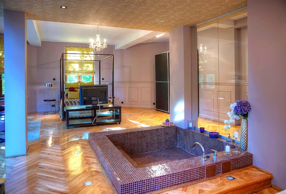 Relax in Style in Brasov, Romania