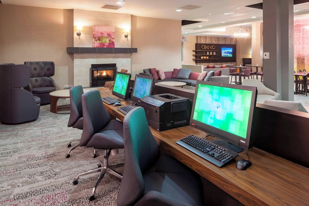 Courtyard by Marriott Omaha Downtown - photo 30