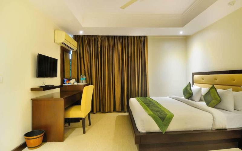 Hotel Ambrosia Managed By Zenith A 217 Road No 6 Block Rz Mahipalpur New Delhi in New Delhi, India