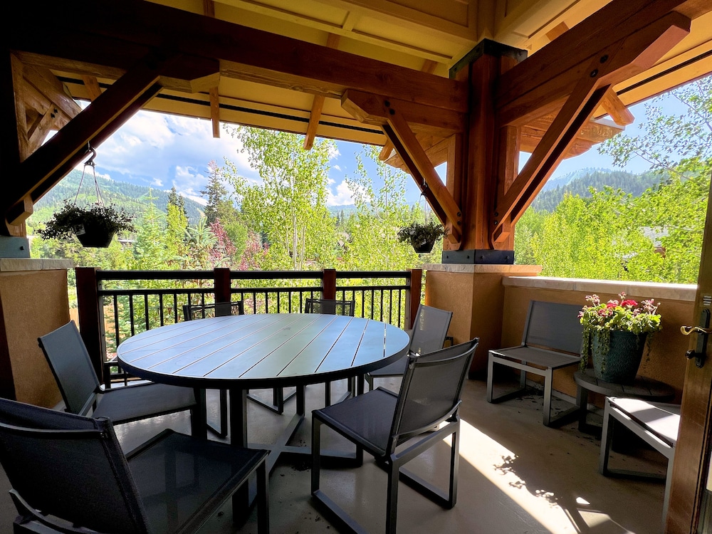 Uinta Penthouse — 4-Star Luxury Hotel in Bridgeport, United States