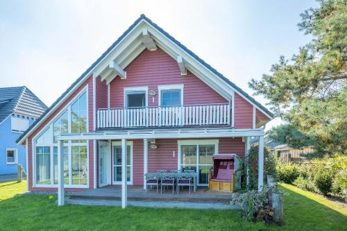 Born Wieck Dat Schwedenhus Eg Whg. Wi 4.1 — 4-Star Luxury Hotel in Zingst, Germany