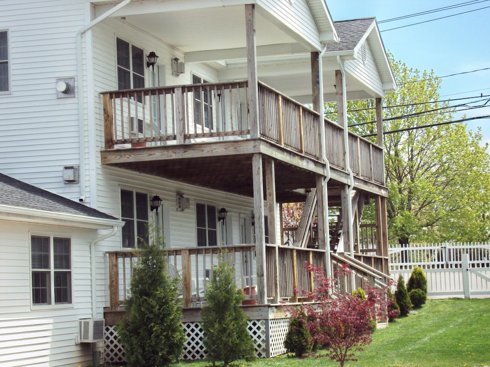 The Taber Inne & Suites - photo 23