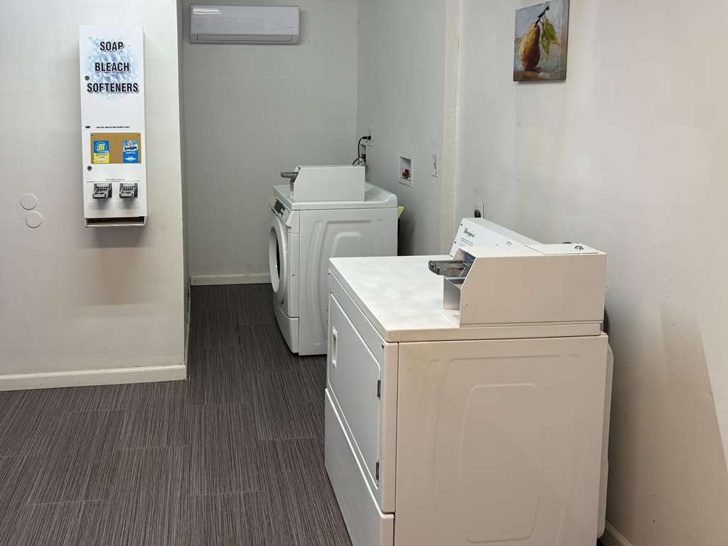 Motel6 Englewood FL - photo 23