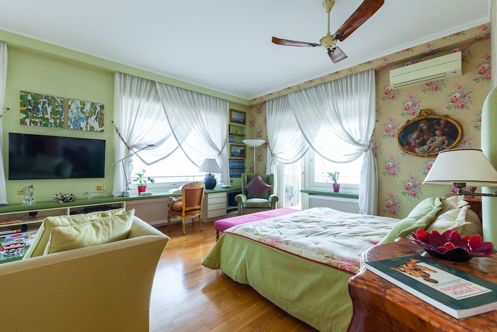 O House Posillipo by Napoliapartments — 4-Star Luxury Hotel in Naples, Italy