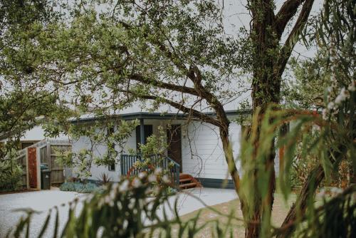 Demure Charm 4 Bedrooms — Rye