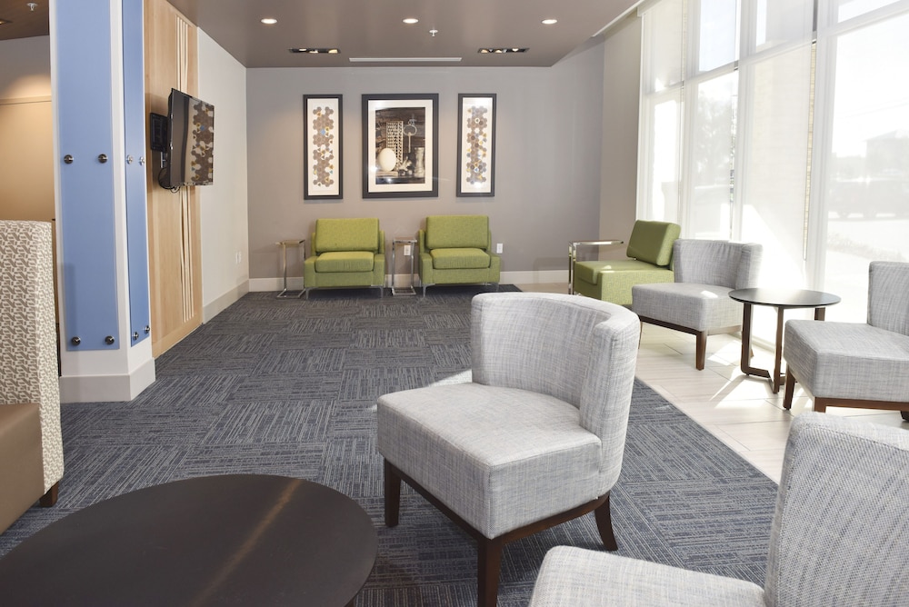 Holiday Inn Express & Suites Orlando Southeast by IHG - photo 121