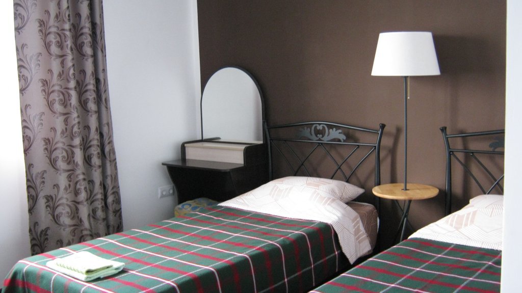 Chernoe More Guest House 20999764 — Alupka