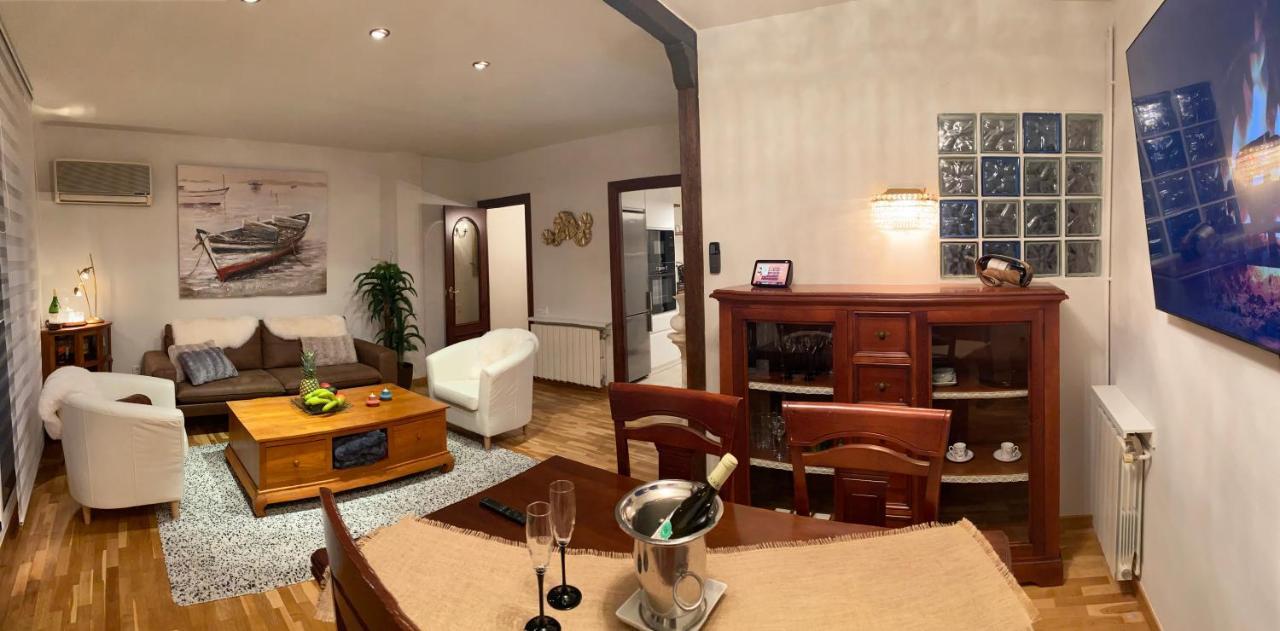 La Pastora Apartamento con parking — 4-Star Luxury Hotel in Gava, Spain