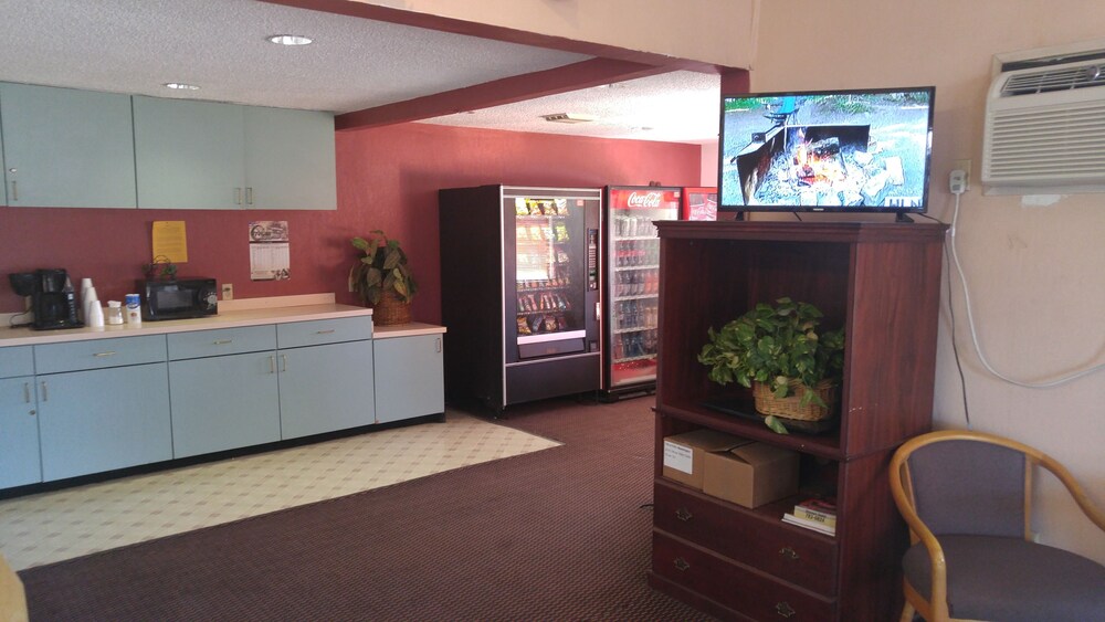 Loyalty Inn Pasco - photo 24