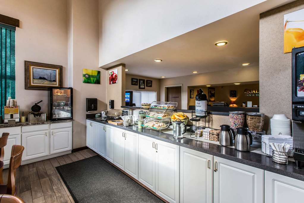 Quality Inn & Suites Silverthorne Copper Mountain - photo 34