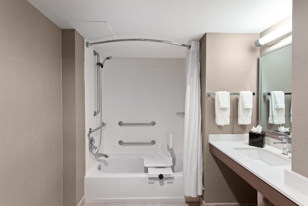 Holiday Inn Diamond Bar Pomona by IHG - photo 10