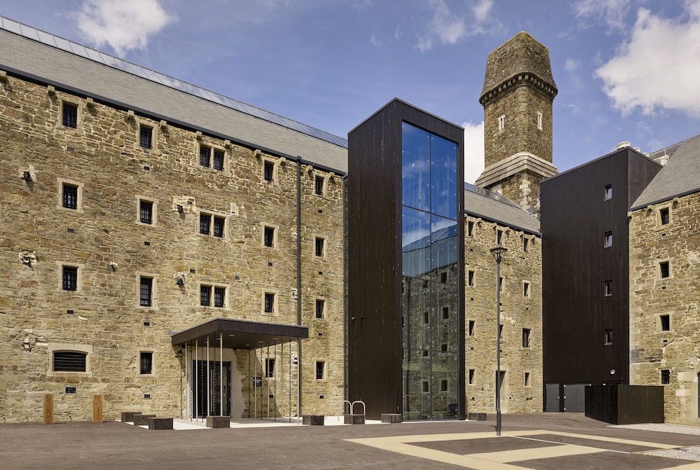 Bodmin Jail Hotel - carbon neutral hotel in Bodmin