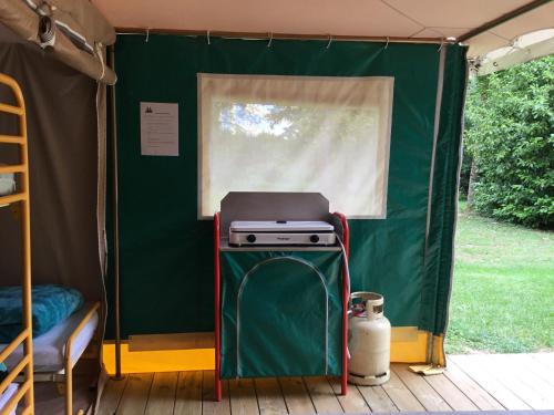 Camping Le CanoE — Chaussin — photo 2